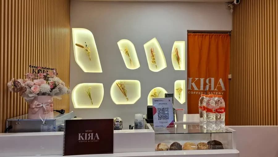 Kira Coffee and Eatery